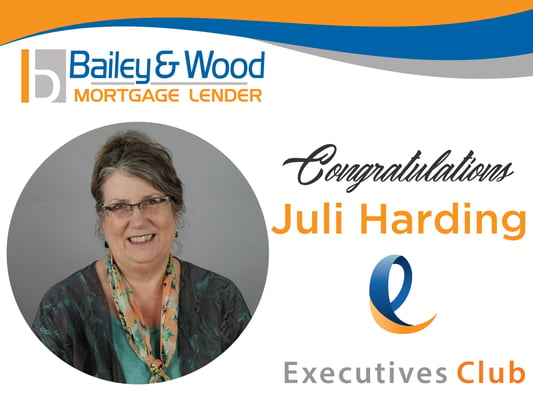 Juli Harding received Executives Club