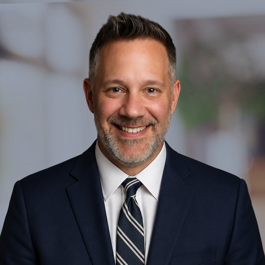 Louis Schaefer Headshot